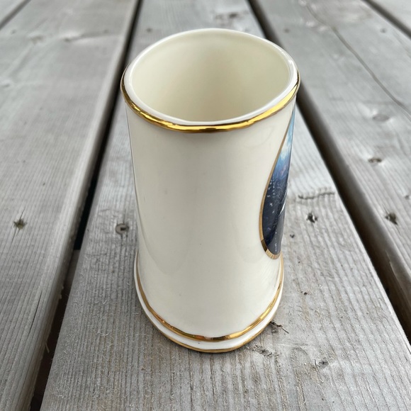 Thomas Kinkade Sunday Sleigh Ride Votive Holder - Picture 3 of 7